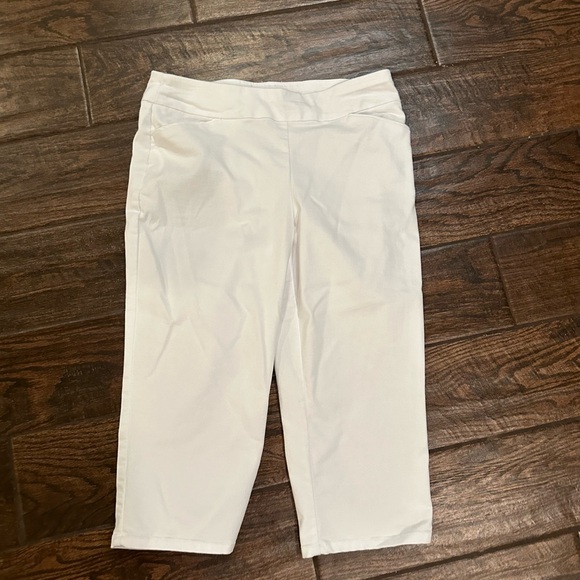 Croft & Barrow Stretch Capris 12 regular (white) - Picture 1 of 2